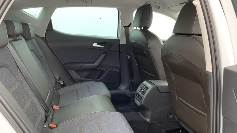 Vente en ligne Seat Leon E-HYBRID 204 CH DSG6 XCELLENCE au prix de 25 720 €