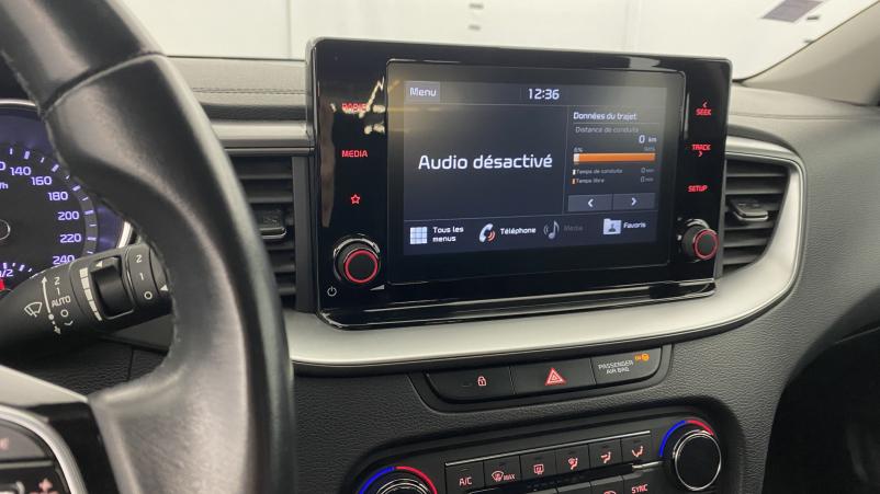 Vente en ligne Kia Ceed 1.0 T-GDI 100ch Motion + Apple Car Play / Android Auto + Caméra au prix de 13 980 €