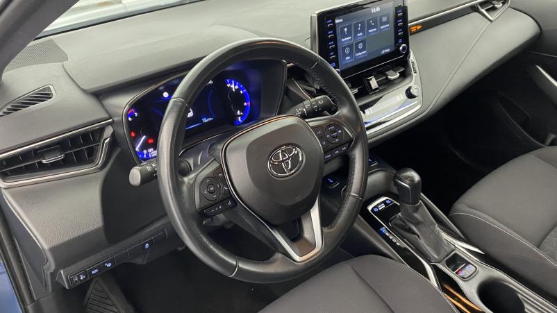 Vente en ligne Toyota Corolla Touring Sports 122h Dynamic Business 5cv + Options au prix de 18 980 €