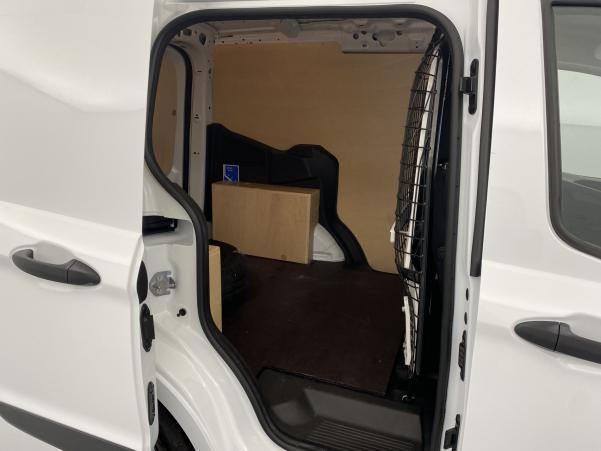 Vente en ligne Ford Transit Courier 1.5 EcoBlue 100ch Trend au prix de 17 990 €