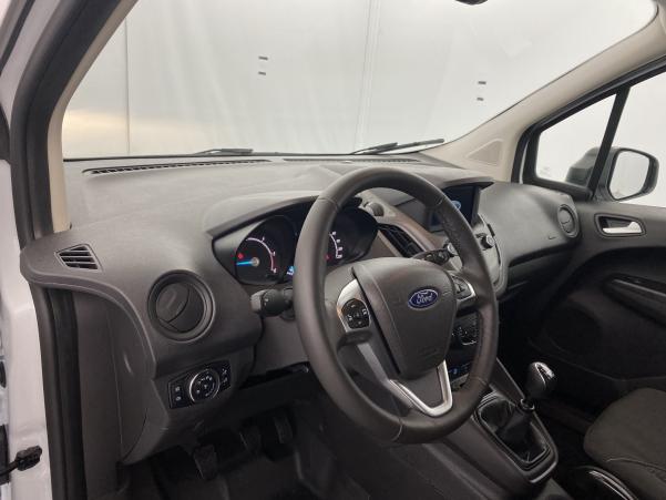 Vente en ligne Ford Transit Courier 1.5 EcoBlue 100ch Trend au prix de 17 990 €