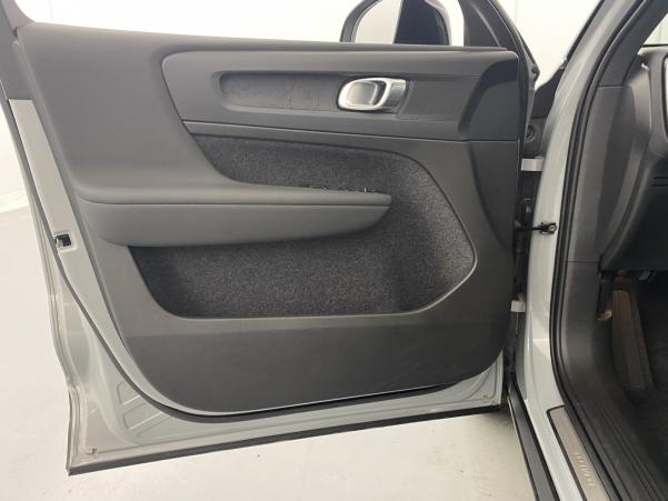 Vente en ligne Volvo XC40 Recharge Extended Range 252ch Start au prix de 37 990 €