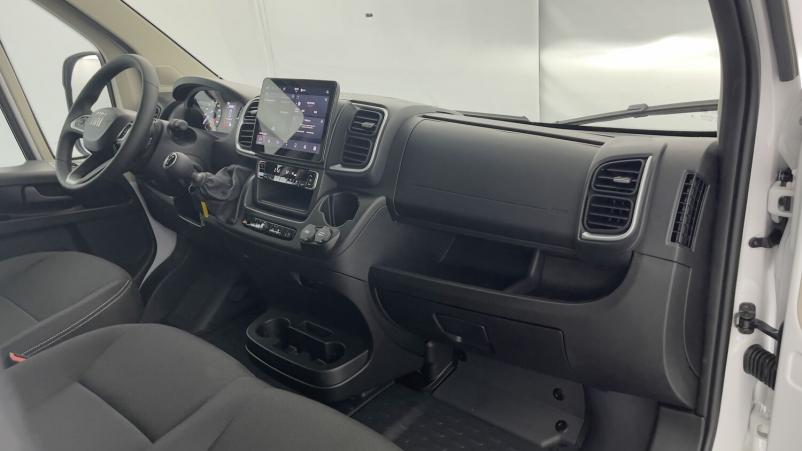 Vente en ligne Fiat Ducato Fourgon Ducato III 3.3 MH2 2.2 140ch Pack Premium Connect au prix de 34 500 €