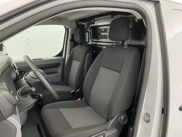 Vente en ligne Opel Vivaro L2 Standard Vivaro-e 200 Pack Clim + 2 Portes latérales au prix de 19 990 €