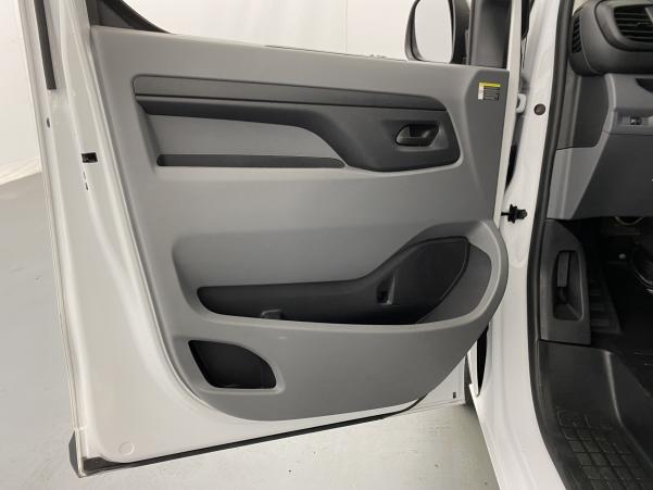 Vente en ligne Opel Vivaro L2 Standard Vivaro-e 200 Pack Clim + 2 Portes latérales au prix de 19 990 €