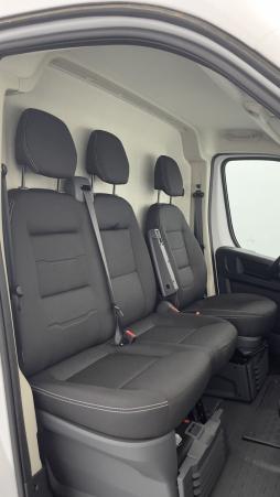 Vente en ligne Fiat Ducato Fourgon Ducato III 3.3 MH2 2.2 140ch Pack Premium Connect au prix de 34 500 €