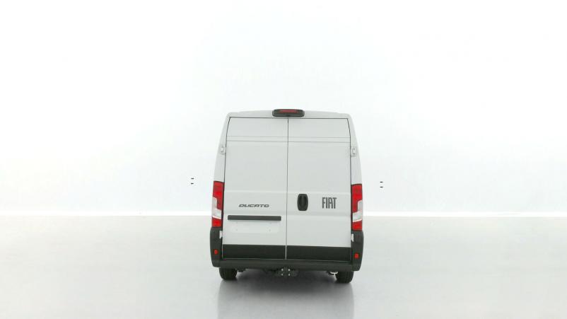 Vente en ligne Fiat Ducato Fourgon Ducato III 3.3 MH2 2.2 140ch Pack Premium Connect au prix de 34 500 €