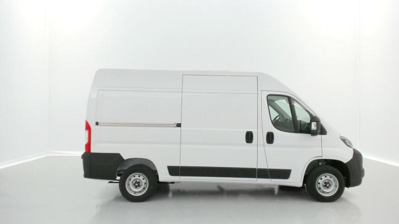 Vente en ligne Fiat Ducato Fourgon Ducato III 3.3 MH2 2.2 140ch Pack Premium Connect au prix de 34 500 €