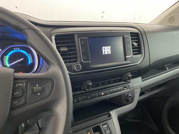 Vente en ligne Fiat Scudo Standard 100 kW batterie 50 kWh Pro Lounge au prix de 21 890 €