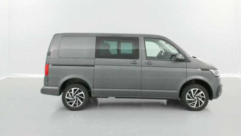 Vente en ligne Volkswagen Transporter Transporter T6.1 PROCAB L1 2.0 TDI 150ch Business Plus DSG7 au prix de 56 100 €