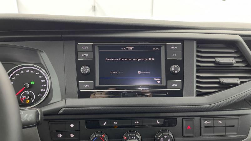 Vente en ligne Volkswagen Transporter Transporter T6.1 PROCAB L1 2.0 TDI 150ch Business Plus DSG7 au prix de 56 100 €
