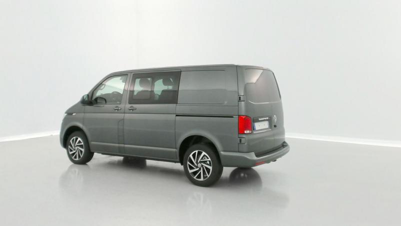 Vente en ligne Volkswagen Transporter Transporter T6.1 PROCAB L1 2.0 TDI 150ch Business Plus DSG7 au prix de 56 100 €