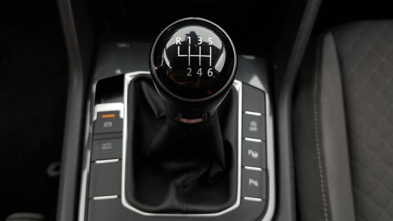 Vente en ligne Volkswagen Tiguan  1.5 TSI EVO 150ch Manuelle/6 Confortline au prix de 17 560 €