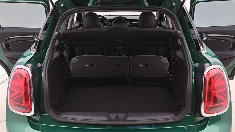 Vente en ligne Mini Mini 5D 1.5  136ch Automatique/6 Cooper au prix de 26 700 €
