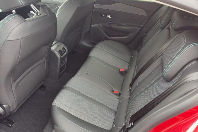 Vente en ligne Peugeot 308 BlueHDi 130ch S S EAT8 Allure au prix de 28 300 €