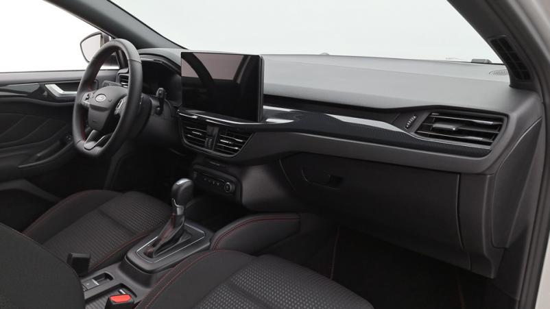 Vente en ligne Ford Focus 5P 1.0 EcoBoost mHEV 155ch Automatique/7 St-line x au prix de 27 710 €