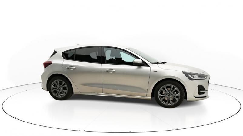 Vente en ligne Ford Focus 5P 1.0 EcoBoost mHEV 155ch Automatique/7 St-line x au prix de 27 710 €