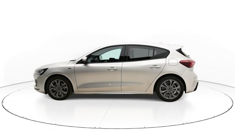 Vente en ligne Ford Focus 5P 1.0 EcoBoost mHEV 155ch Automatique/7 St-line x au prix de 27 710 €
