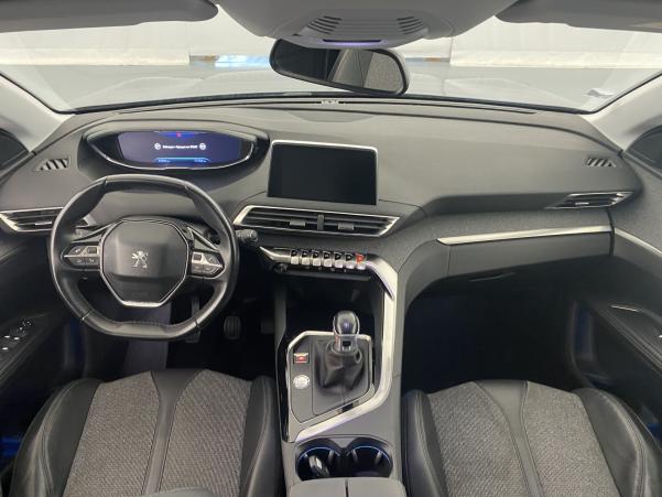 Vente en ligne Peugeot 5008 1.2 PureTech 130ch Allure au prix de 16 790 €