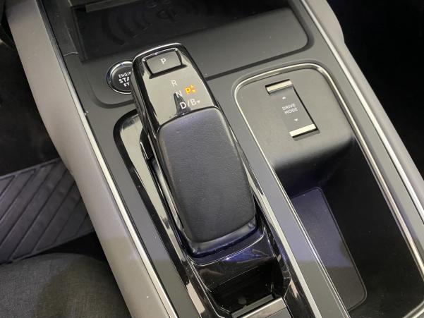 Vente en ligne Citroën C5 Aircross Hybrid 225ch Shine Pack e-EAT8 + Attelage au prix de 19 790 €