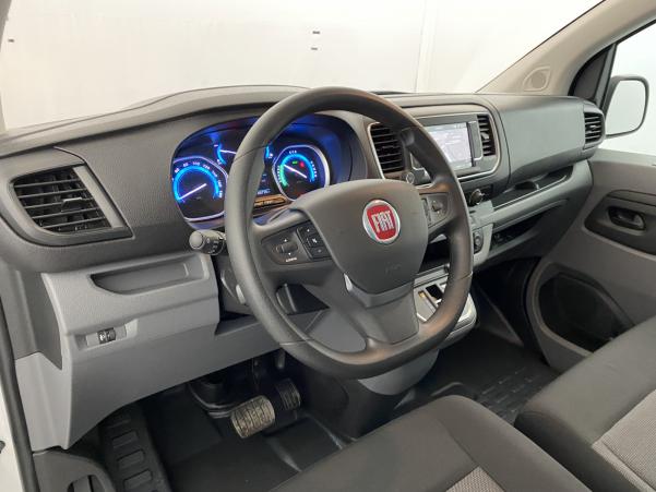 Vente en ligne Fiat Scudo Standard 100 kW batterie 50 kWh Pro Lounge au prix de 24 990 €