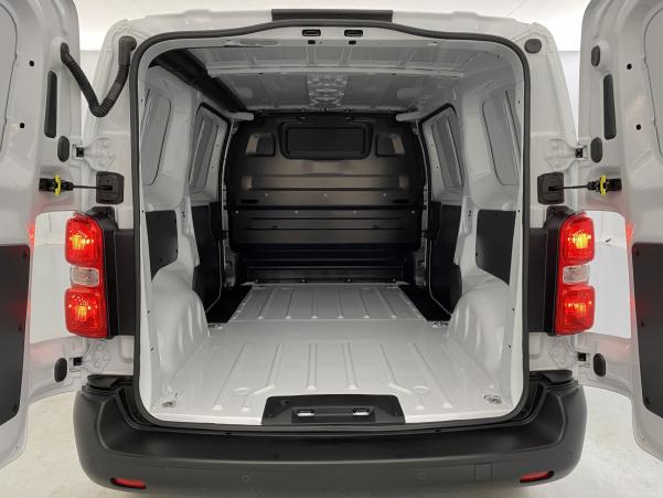 Vente en ligne Fiat Scudo Standard 100 kW batterie 50 kWh Pro Lounge au prix de 24 990 €
