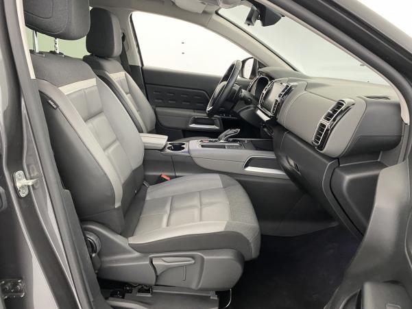 Vente en ligne Citroën C5 Aircross Hybrid 225ch Shine Pack e-EAT8 + Attelage au prix de 19 790 €
