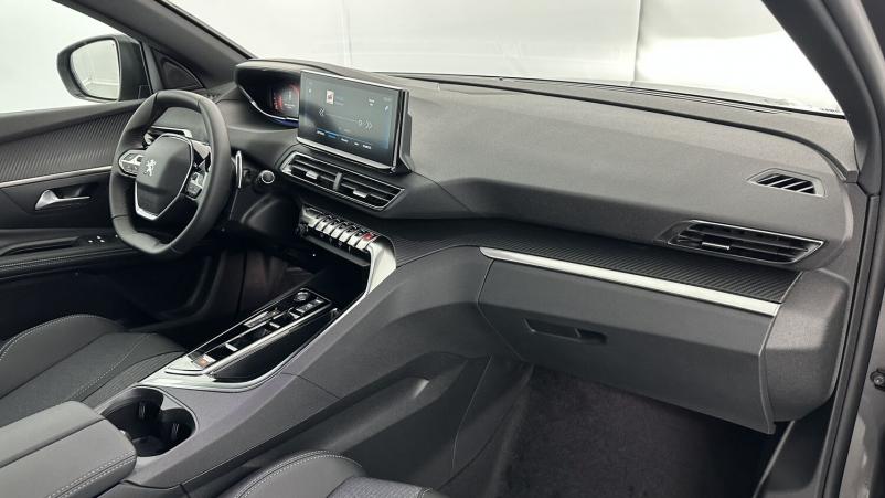 Vente en ligne Peugeot 5008 5008 II 1.5 BlueHDi 130ch Allure Pack EAT8 au prix de 33 410 €