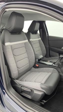 Vente en ligne Citroën C4 C4 III 1.2 PureTech 130ch Plus au prix de 20 400 €