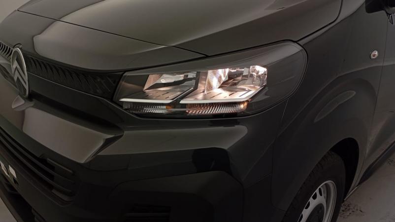 Vente en ligne Citroën Jumpy Fourgon M BLUEHDI 145 BVM6 au prix de 28 560 €