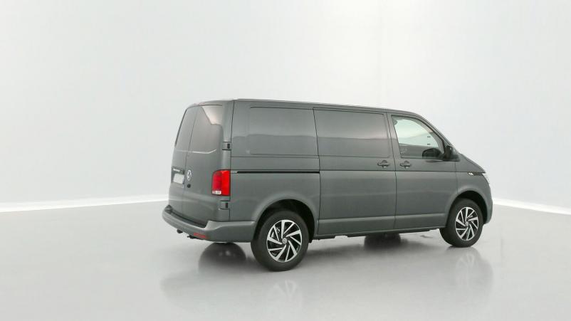 Vente en ligne Volkswagen Transporter Transporter T6.1 VAN 2.8T L1H1 2.0 TDI 204ch Business Plus DSG7 au prix de 58 140 €