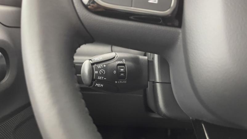 Vente en ligne Citroën C3 C3 III 1.2 PureTech 110ch Max EAT6 au prix de 18 710 €