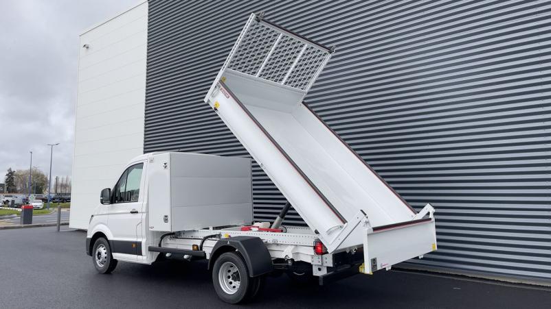 Vente en ligne Volkswagen Crafter Crafter cc 35 L3 RJ 2.0 TDI 163ch Business BVA Benne Coffre JPM au prix de 51 780 €