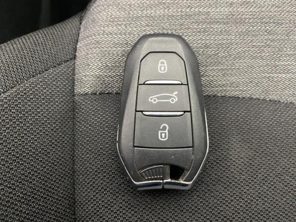 Vente en ligne Citroën Grand C4 Spacetourer BlueHDi 130ch Business 7 Places au prix de 19 790 €