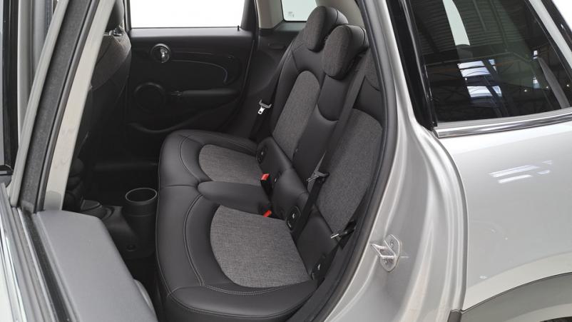 Vente en ligne Mini Mini 5D 1.5  136ch Automatique/6 Cooper au prix de 26 700 €