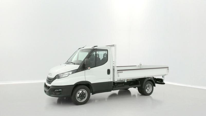 Vente en ligne Iveco Daily Daily III 35C16H 3.0 3450 160ch Tri-Benne JPM au prix de 53 740 €