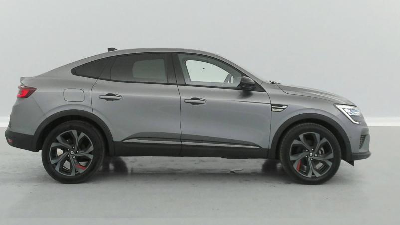 Vente en ligne Renault Arkana 1.6 E-Tech 145ch RS Line au prix de 22 990 €