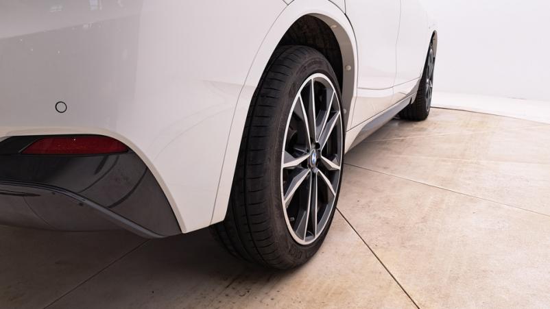 Vente en ligne Bmw X2  18 i 136ch Automatique/7 M sport au prix de 32 790 €