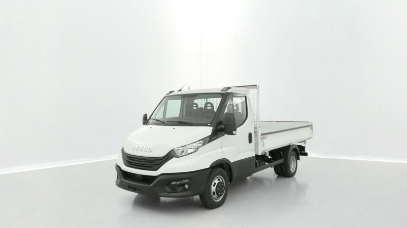 Vente en ligne Iveco Daily Daily III 35C16H 3.0 3450 160ch Tri-Benne JPM au prix de 53 740 €
