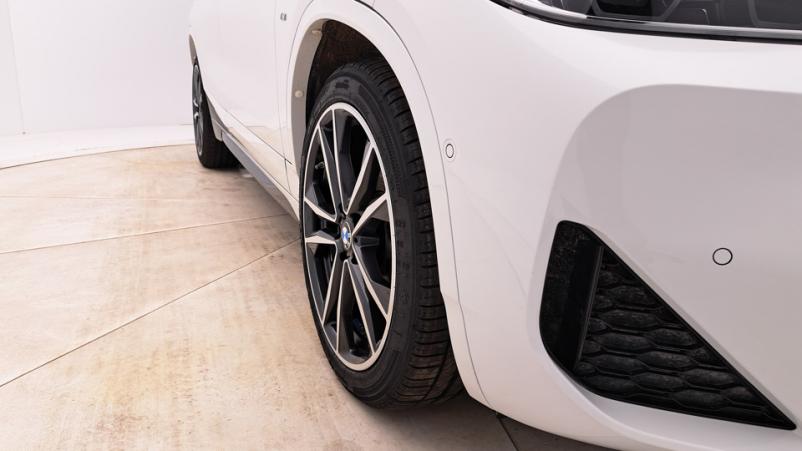 Vente en ligne Bmw X2  18 i 136ch Automatique/7 M sport au prix de 32 790 €