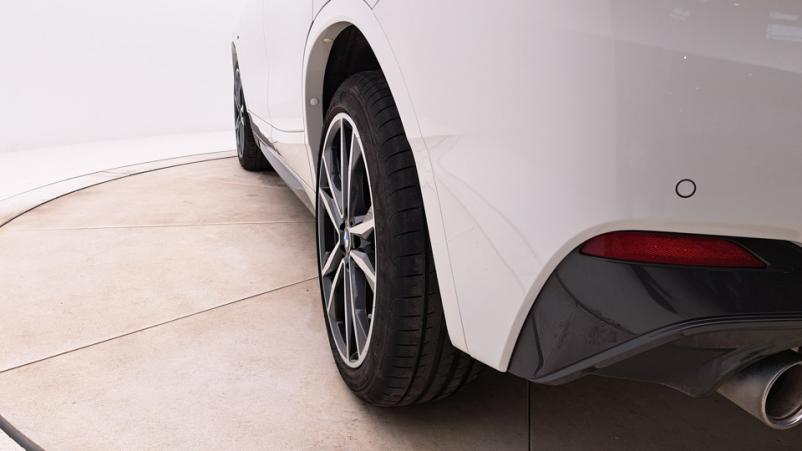Vente en ligne Bmw X2  18 i 136ch Automatique/7 M sport au prix de 32 790 €