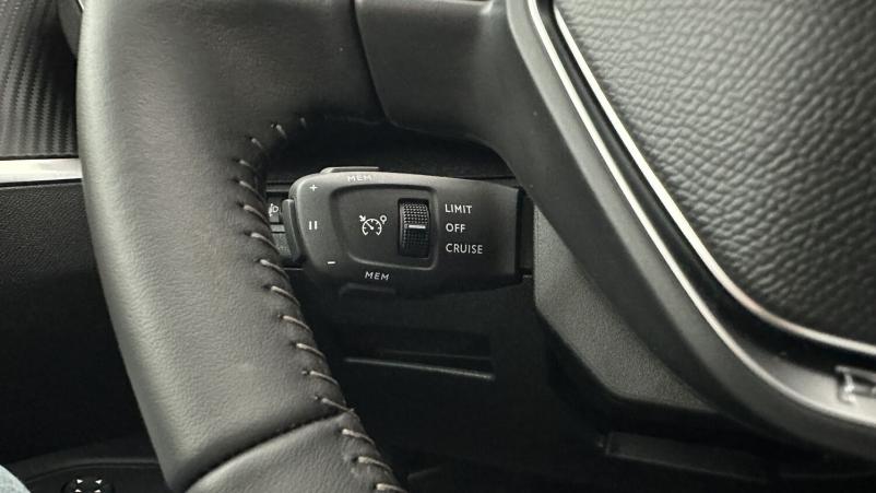 Vente en ligne Peugeot 5008 5008 II 1.5 BlueHDi 130ch Allure Pack EAT8 au prix de 33 410 €