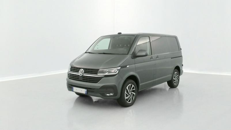 Vente en ligne Volkswagen Transporter Transporter T6.1 VAN 2.8T L1H1 2.0 TDI 204ch Business Plus DSG7 au prix de 58 140 €