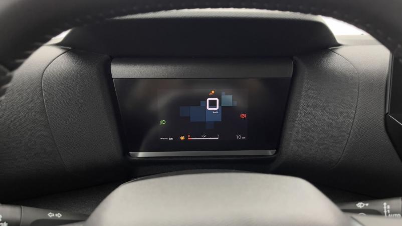 Vente en ligne Citroën C4 C4 III 1.2 PureTech 130ch Plus au prix de 20 400 €