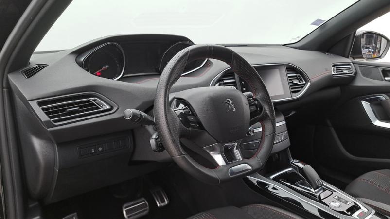 Vente en ligne Peugeot 308 5P 1.2 PureTech 130ch Automatique/8 Gt line au prix de 17 060 €