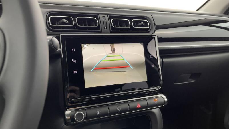 Vente en ligne Citroën C3 C3 III 1.2 PureTech 110ch Max EAT6 au prix de 18 710 €