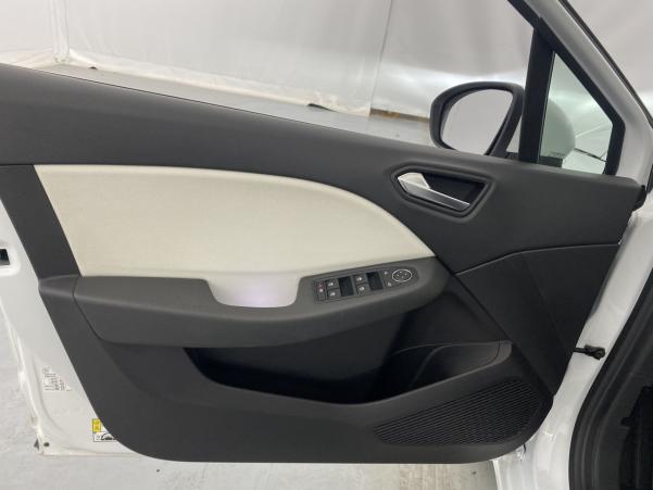 Vente en ligne Renault Clio 1.0 TCe 90ch Intens au prix de 14 990 €