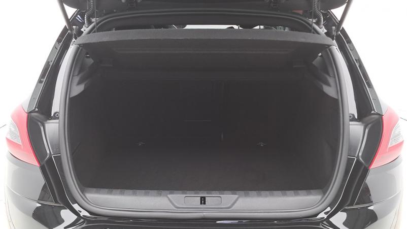 Vente en ligne Peugeot 308 5P 1.2 PureTech 130ch Automatique/8 Gt line au prix de 17 060 €