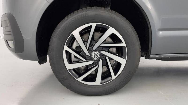 Vente en ligne Volkswagen Transporter Transporter T6.1 VAN 2.8T L1H1 2.0 TDI 204ch Business Plus DSG7 au prix de 58 140 €