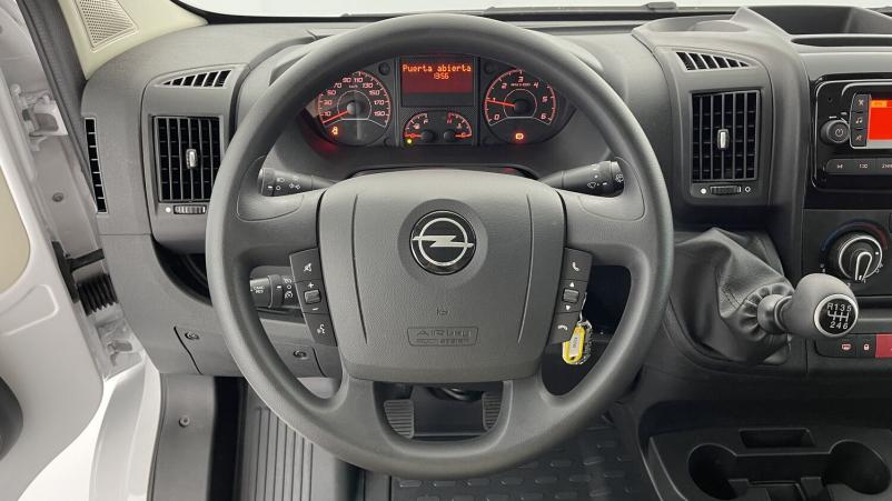 Vente en ligne Opel Movano Movano L2H2 35 2.2 BlueHDi 140ch Essentia au prix de 33 780 €